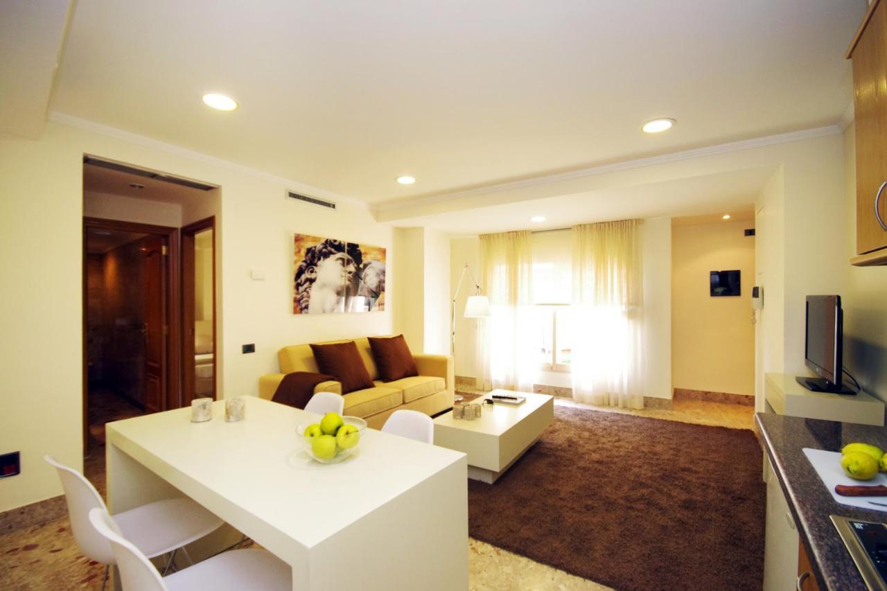 Bet Apartments - Apartments Catedral Валенсия Номер фото