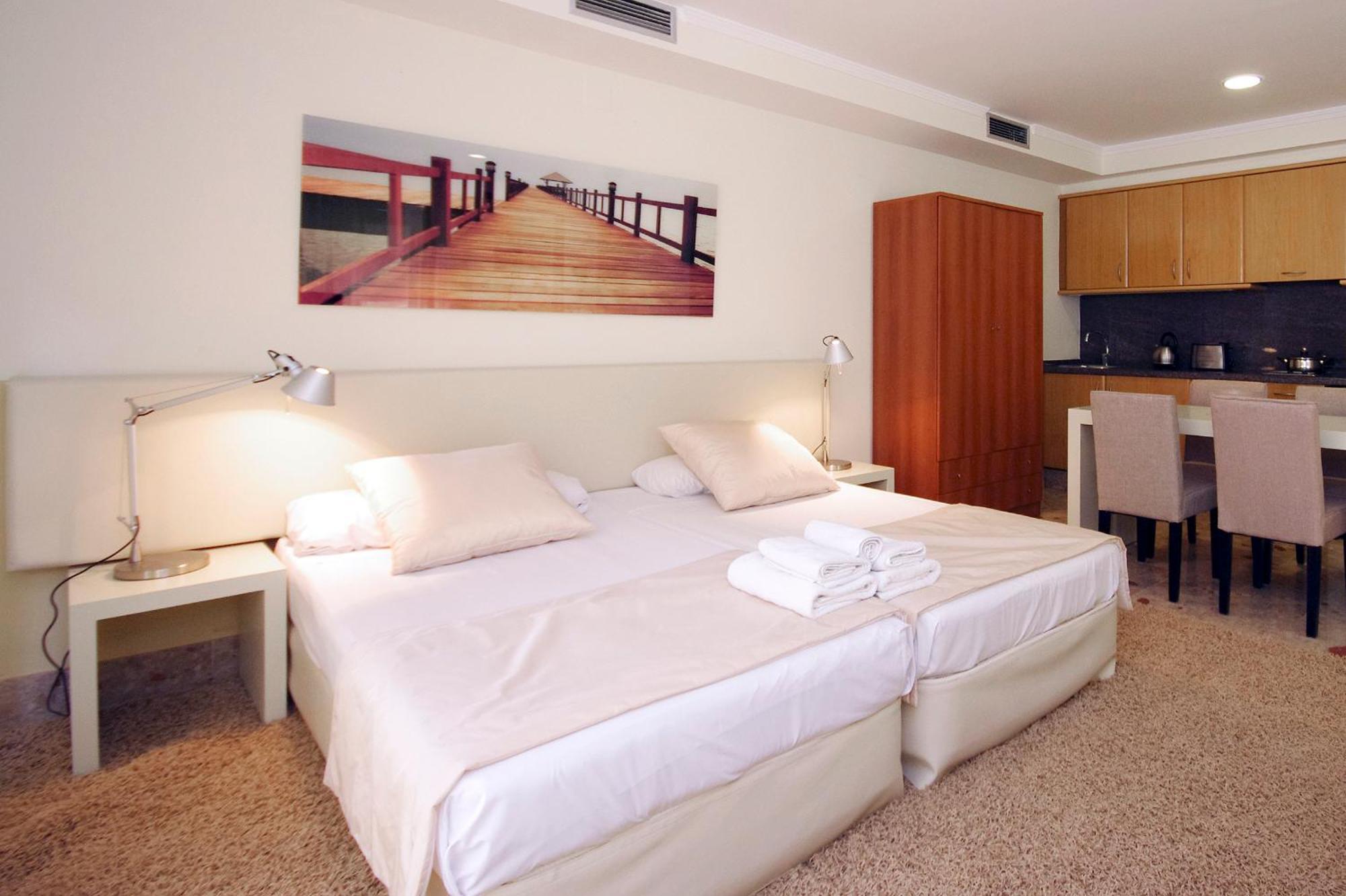Bet Apartments - Apartments Catedral Валенсия Экстерьер фото